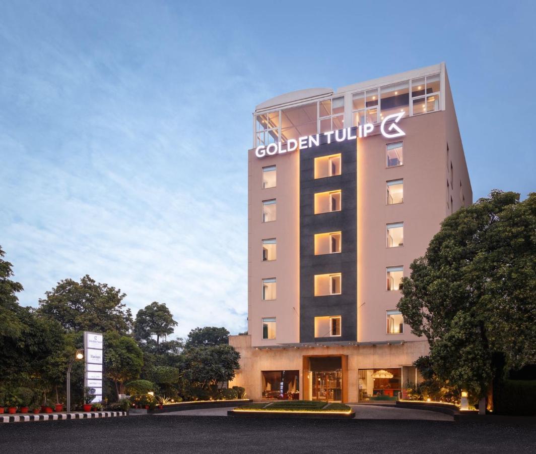 Golden Tulip City Centre Гургаон Экстерьер фото